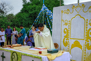 Harmony in Faith: Ave Maria Feast Festival Unveils a Tapestry of Unity