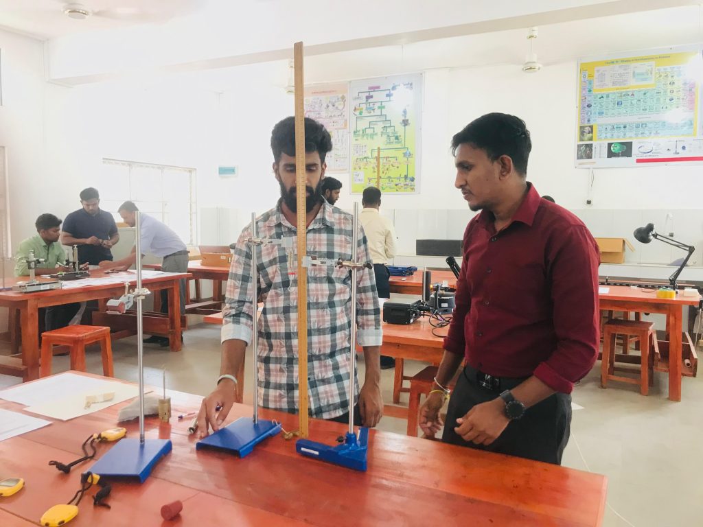 Physics Outreach Program at Al-Hira Girls Muslim Maha Vidyalayam, Kinniya